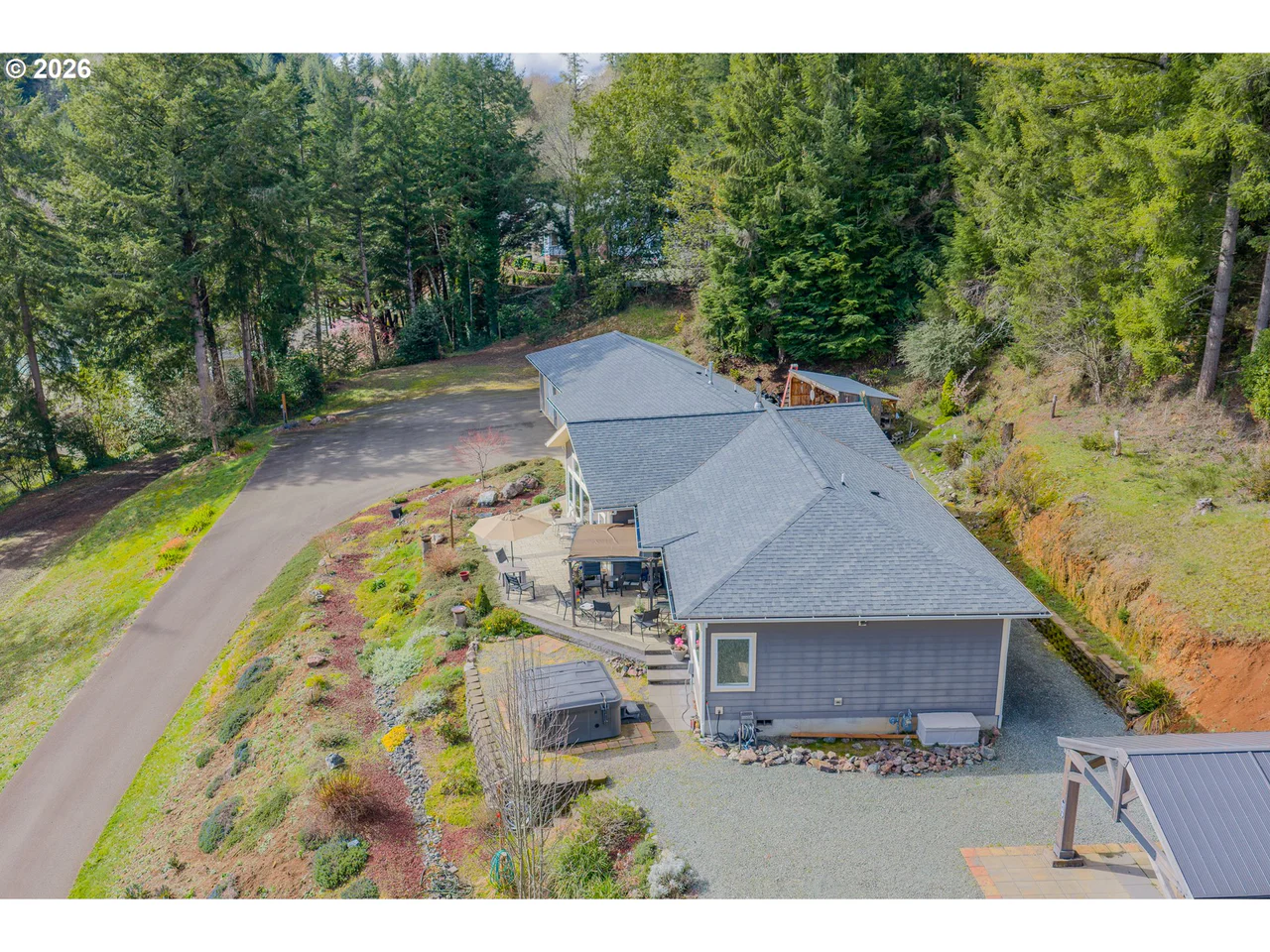 1561 N LAUREL ST, Coquille, OR 97423, photo 7 of 48