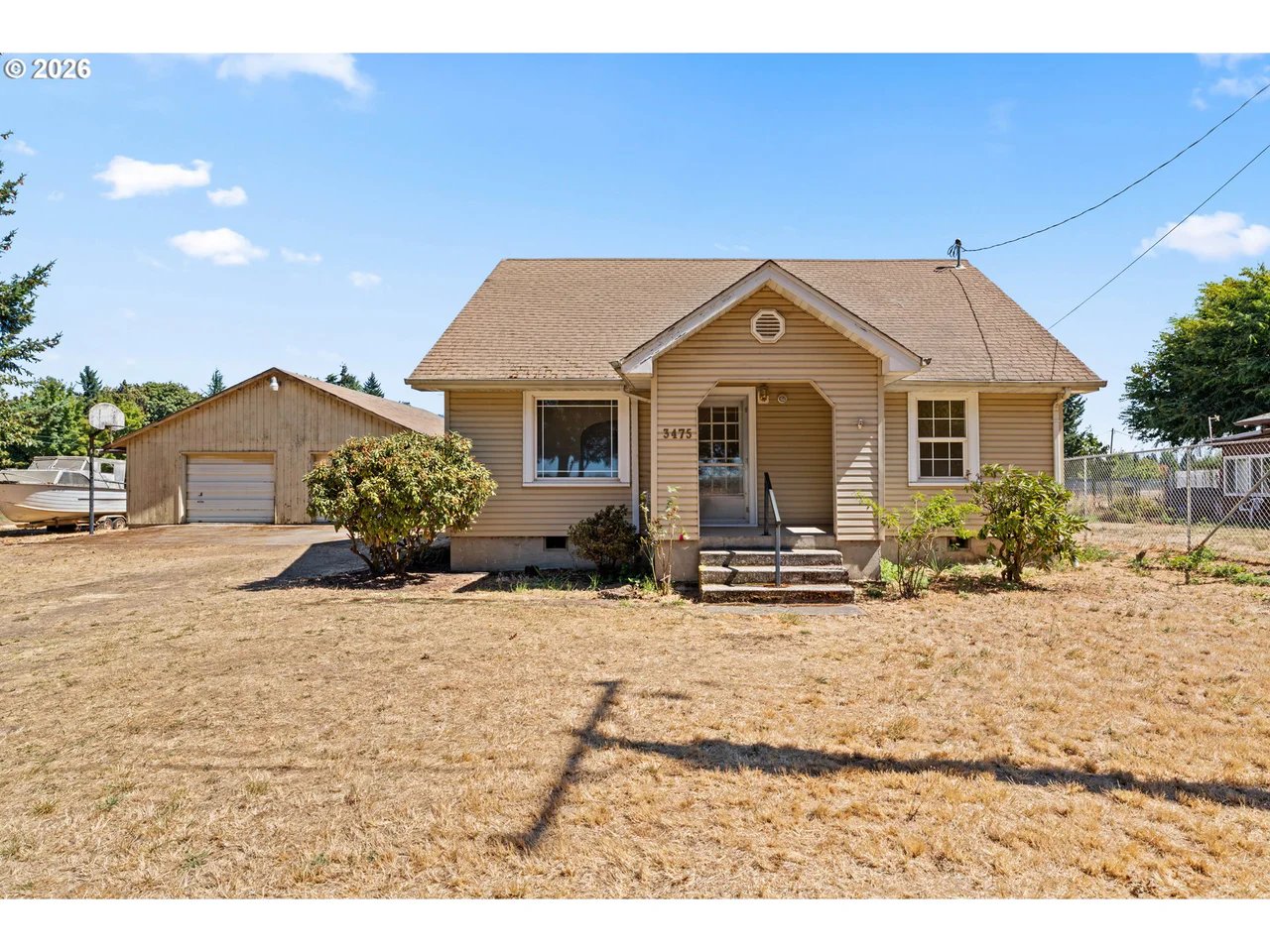3475 COUNTY FARM RD, Eugene, OR 97408, photo 4 of 27