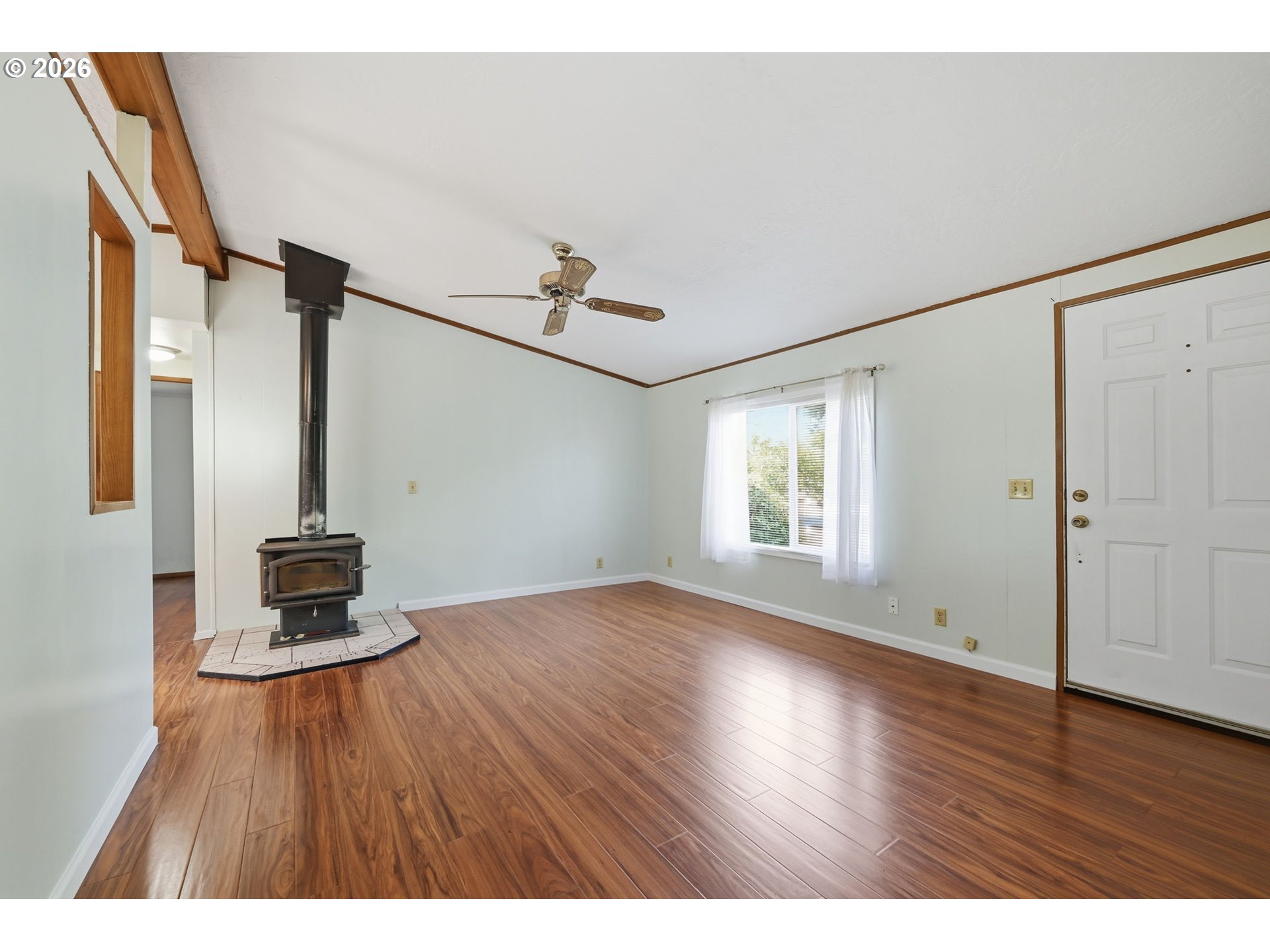4966 PARSONS AVE, Eugene, OR 97402, photo 2 of 31