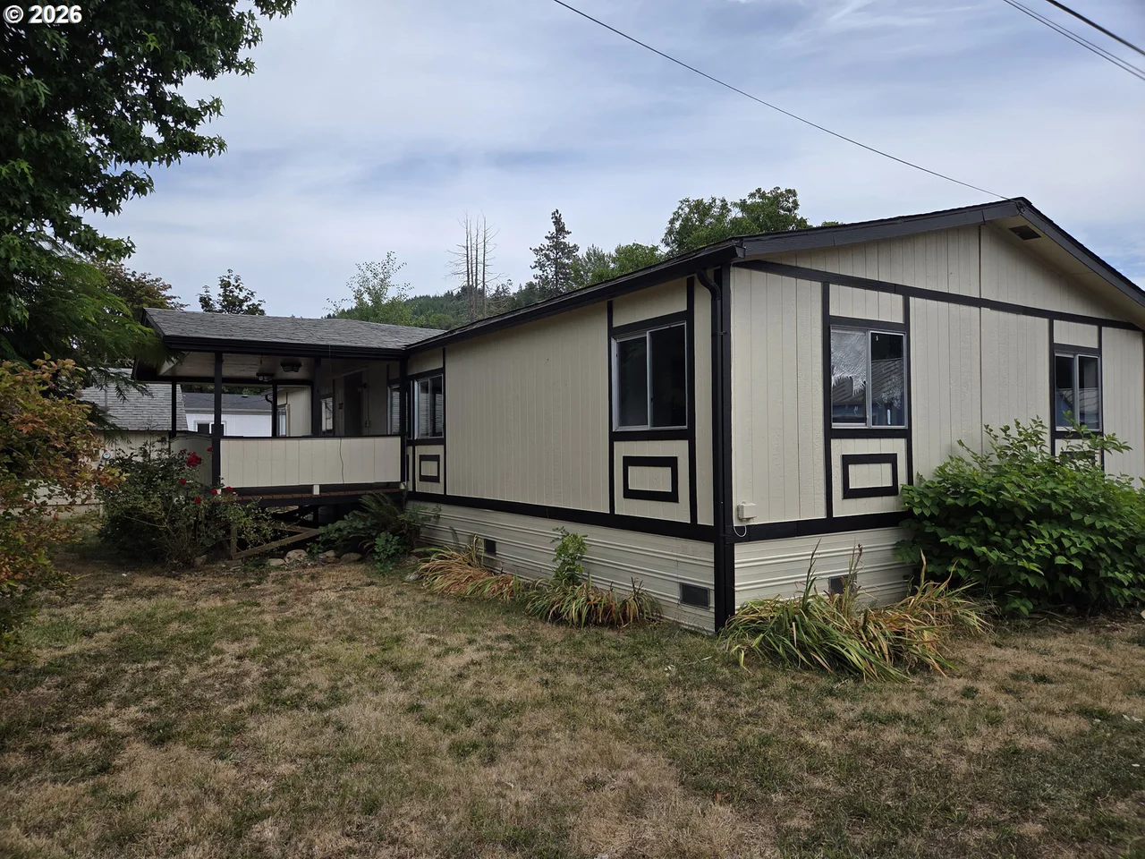 317 APPLEGATE AVE, Drain, OR 97435, photo 5 of 21