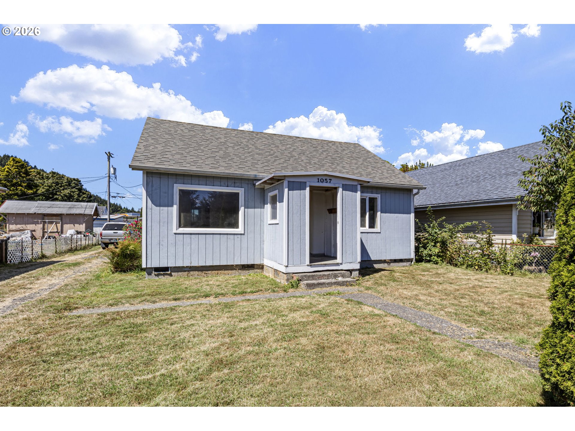 1057 GREENWOOD AVE, Reedsport, OR 97467, photo 2 of 48