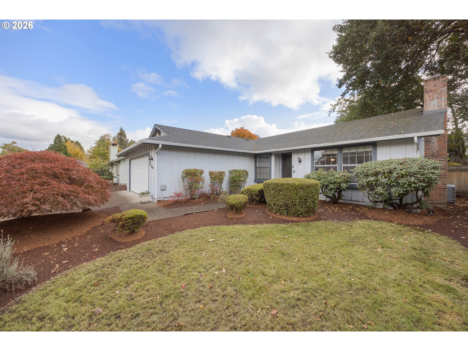 2560 SNELLING DR, Eugene, OR 97408, photo 3 of 41