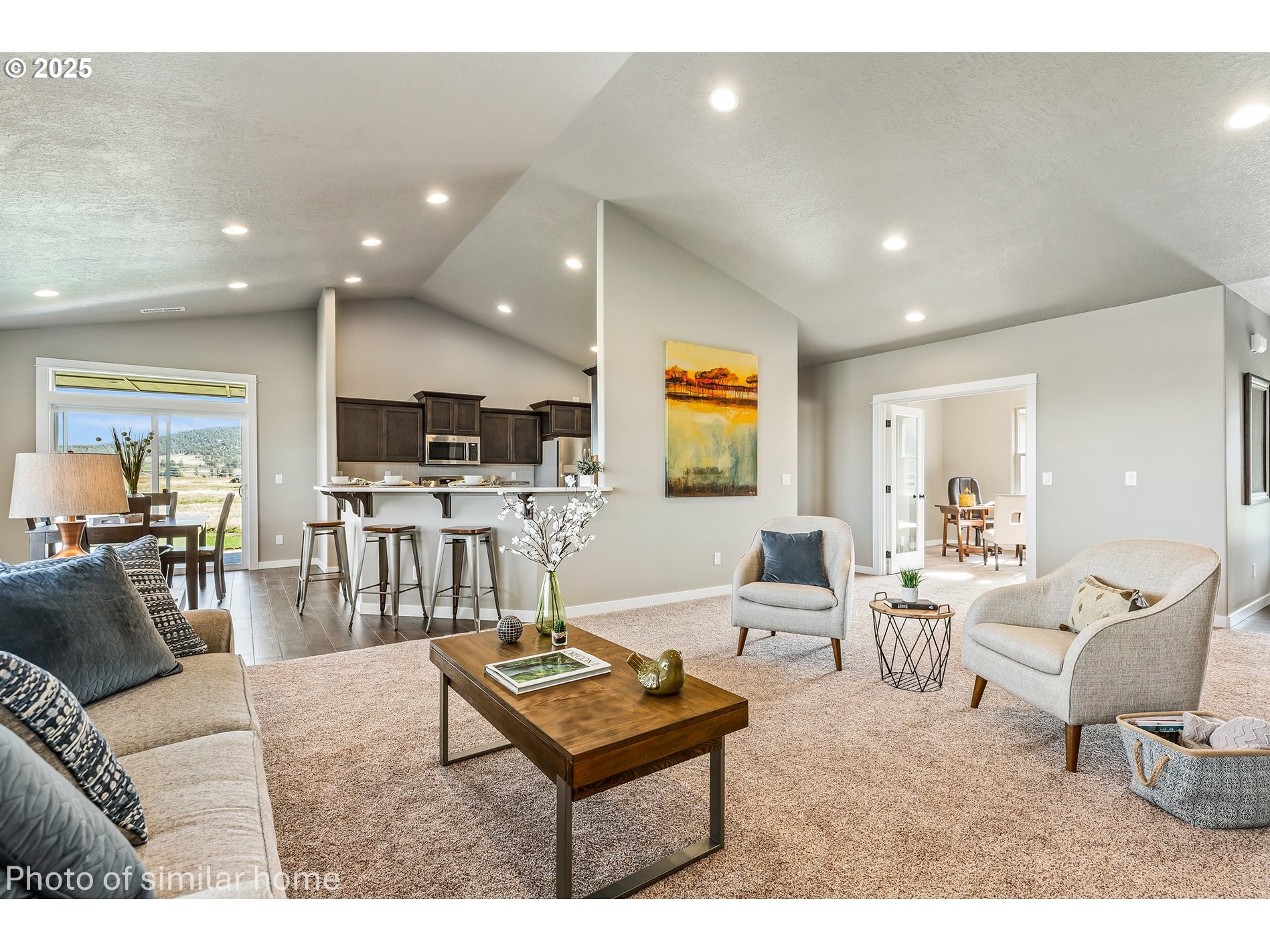 0 Sutherlin LN 01100, Eugene, OR 97405, photo 3 of 48