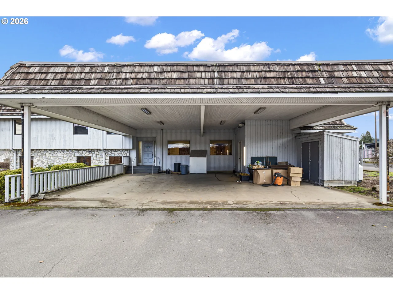 649 FIR ST, Drain, OR 97435, photo 6 of 48