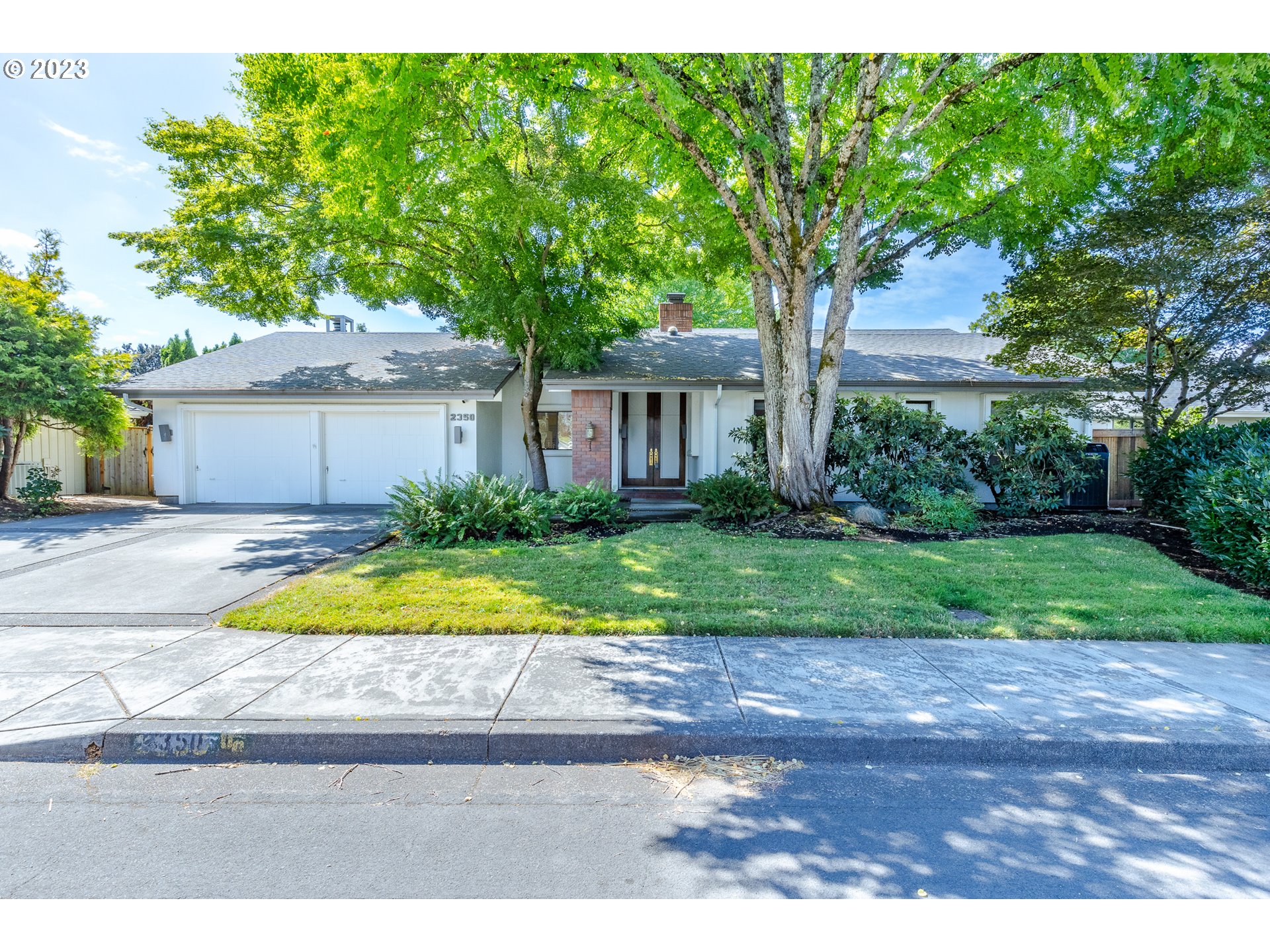 2350 Rocky Ln - Team Burke